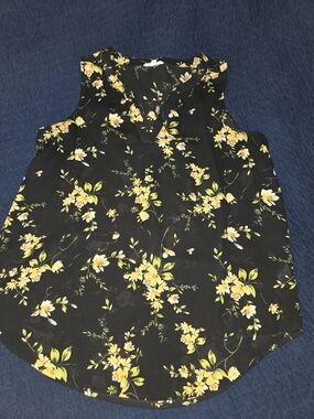 Maurices Black Sleeveless V-Neck Top with Yellow Floral Print